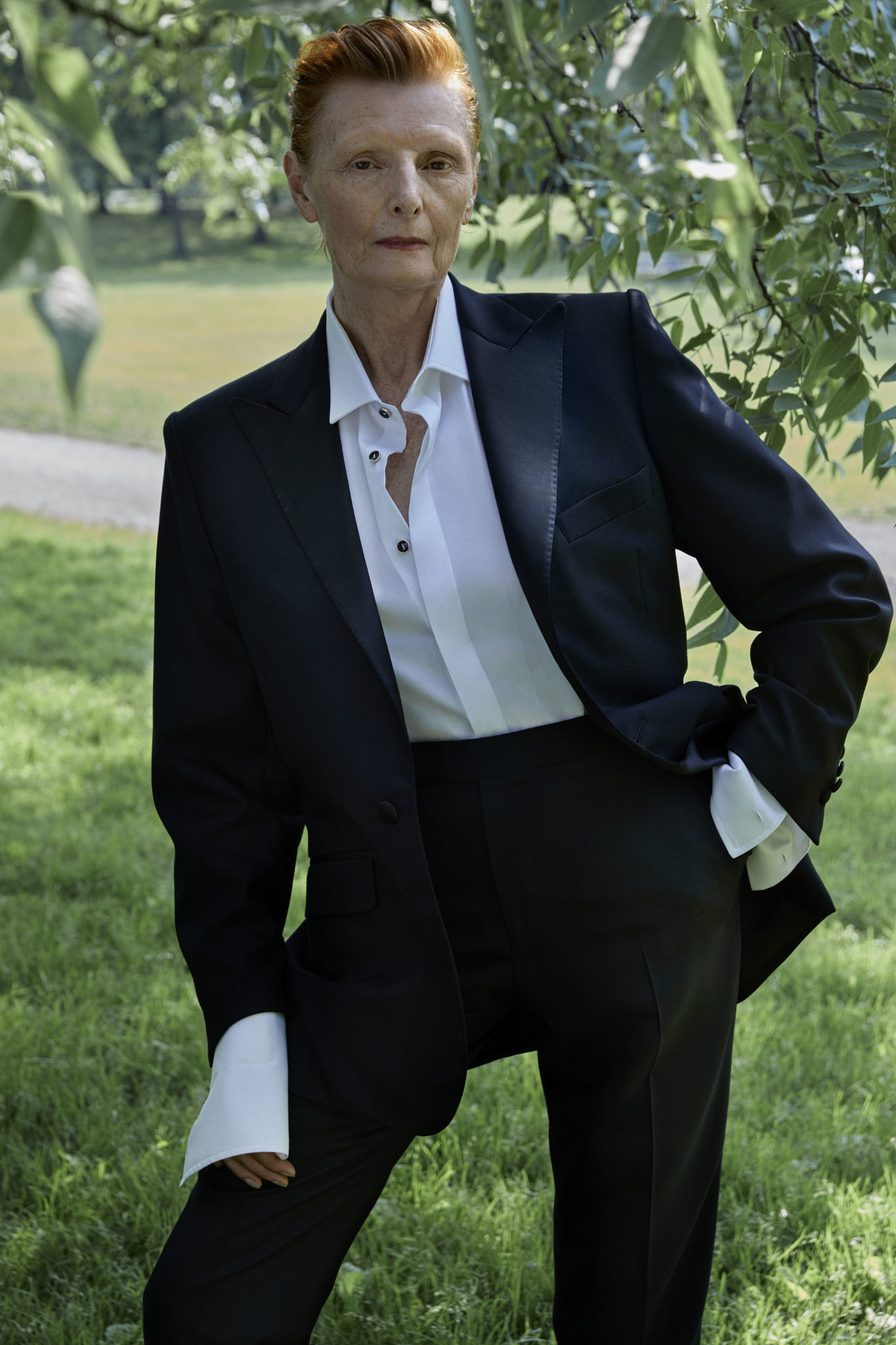 Custom-made-tuxedo-suit-for-women-by-canadian-designer-maria-karimi